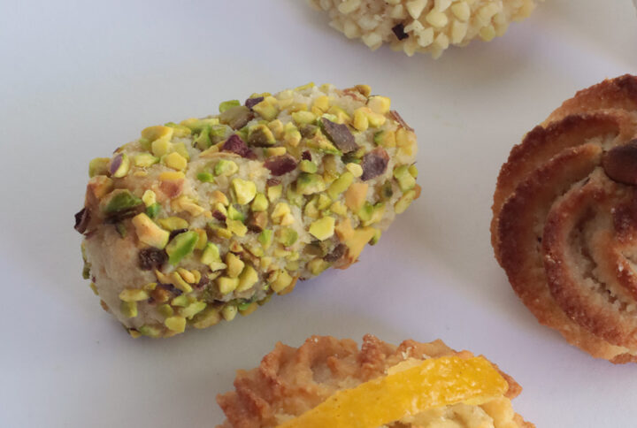 pasticcini di mandorle vuccaduci